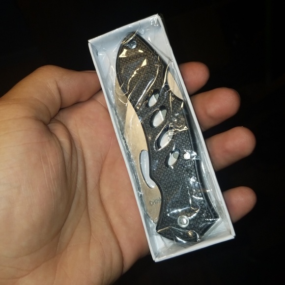 Collectable items - Picture 2 of 3